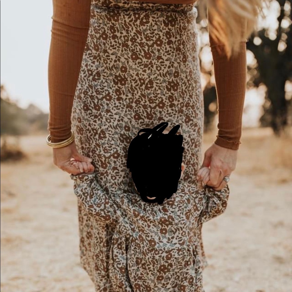 ISO RYLEE AND CRU skirt in this print.